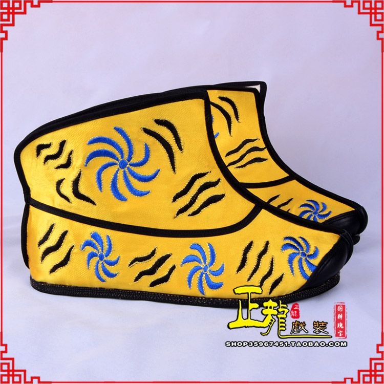 头屯河.美猴王靴子虎纹靴金黄快靴 猴鞋